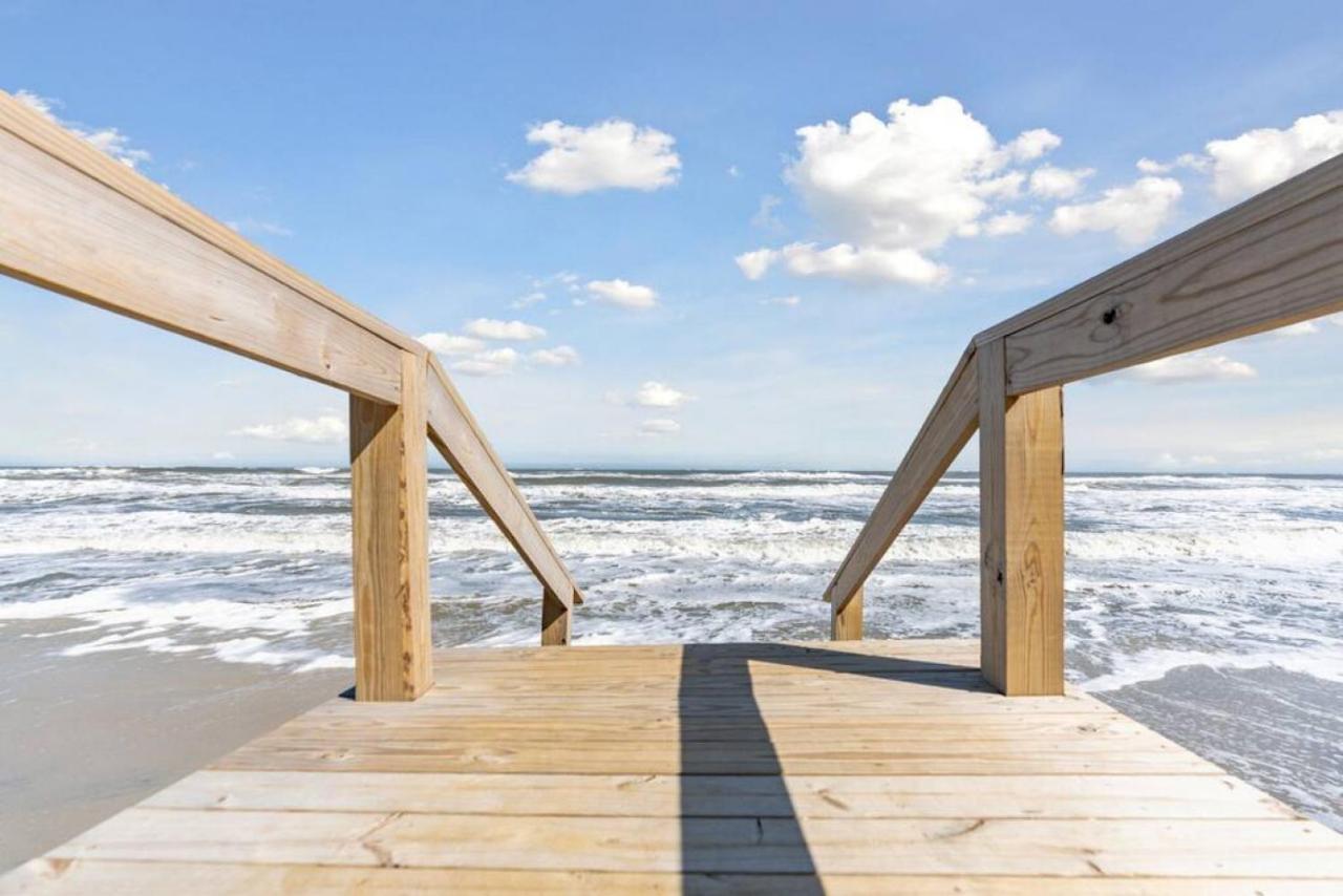 Beach Block Parking Modern Decor Porch บริแกนทีน ภายนอก รูปภาพ